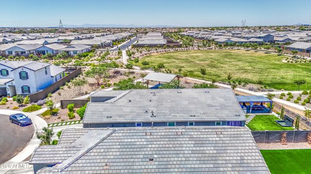 2968 W SHANLEY Avenue, Apache Junction, AZ 85120