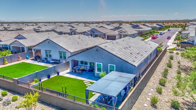 2968 W SHANLEY Avenue, Apache Junction, AZ 85120