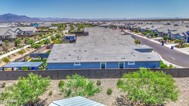 2968 W SHANLEY Avenue, Apache Junction, AZ 85120
