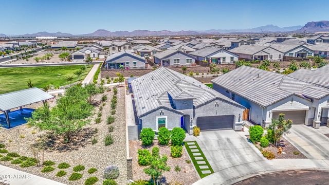 2968 W SHANLEY Avenue, Apache Junction, AZ 85120