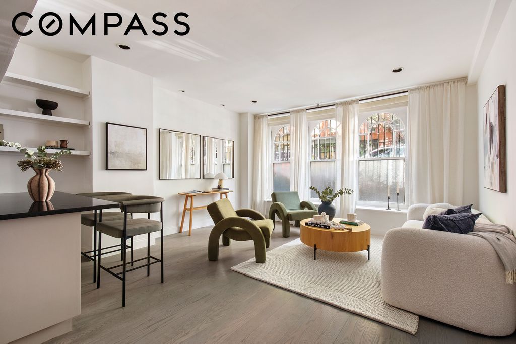 222 E 5th St Apt 2, New York City, NY 10003
