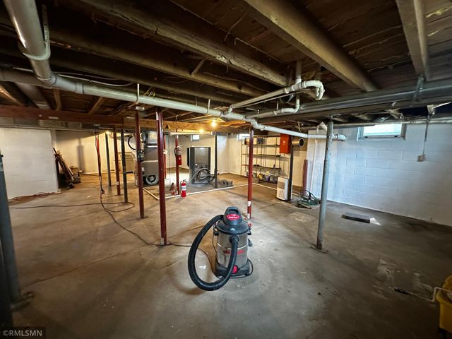 12737 375th Street, North Branch, MN 55056