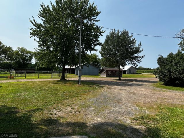 12737 375th Street, North Branch, MN 55056