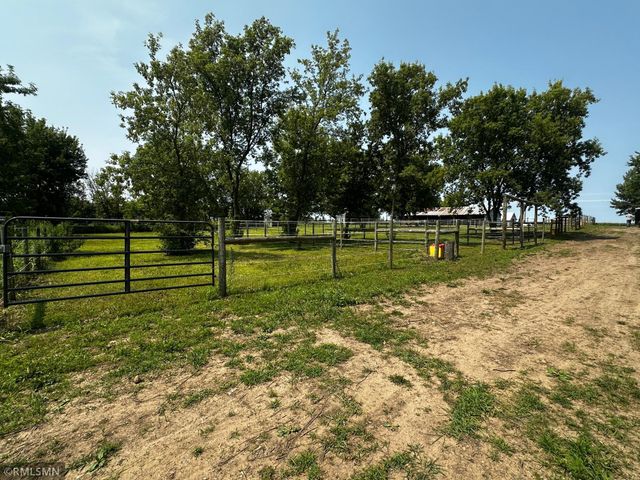 12737 375th Street, North Branch, MN 55056