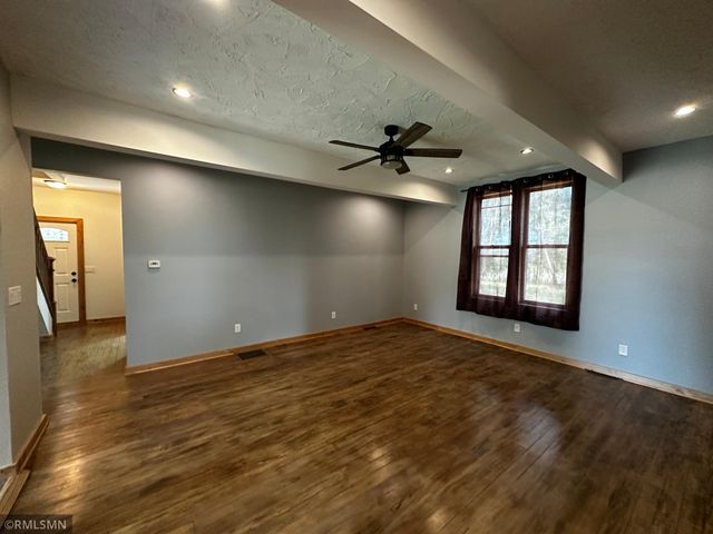 12737 375th Street, North Branch, MN 55056