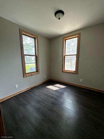 12737 375th Street, North Branch, MN 55056