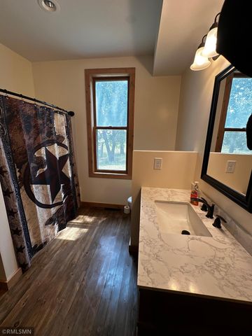 12737 375th Street, North Branch, MN 55056