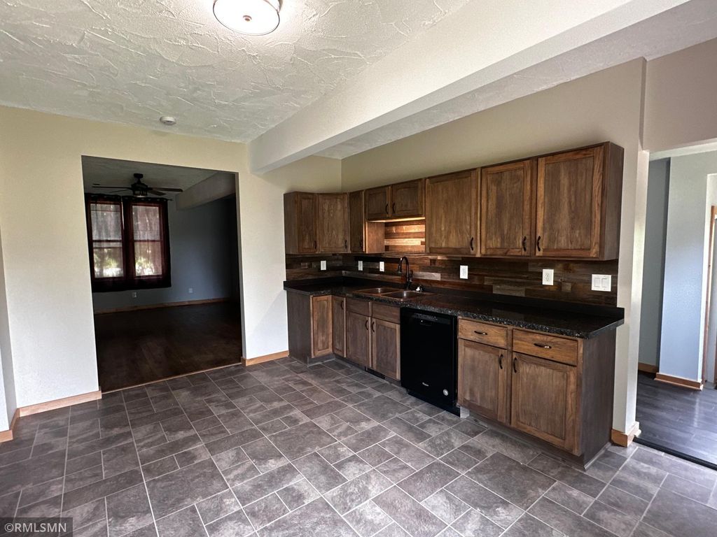 12737 375th Street, North Branch, MN 55056 — photo 3