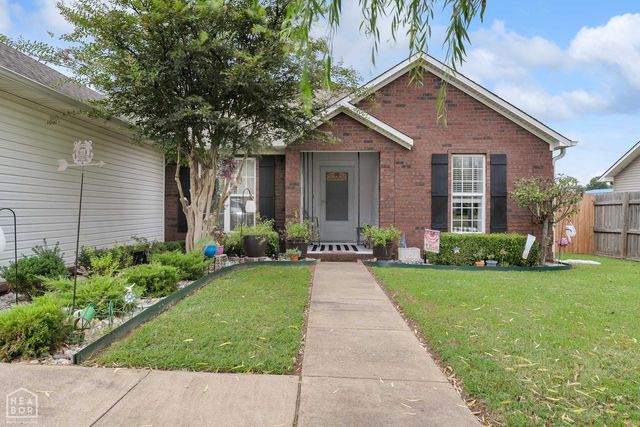 229 N Oak Street, Brookland, AR 72417