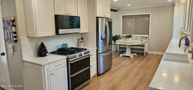 8323 N TARTAN DR, Hayden, ID 83835