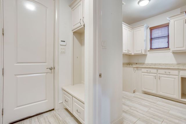 2946 Masters Court N, Burleson, TX 76028