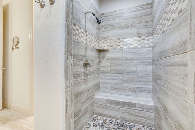 2946 Masters Court N, Burleson, TX 76028