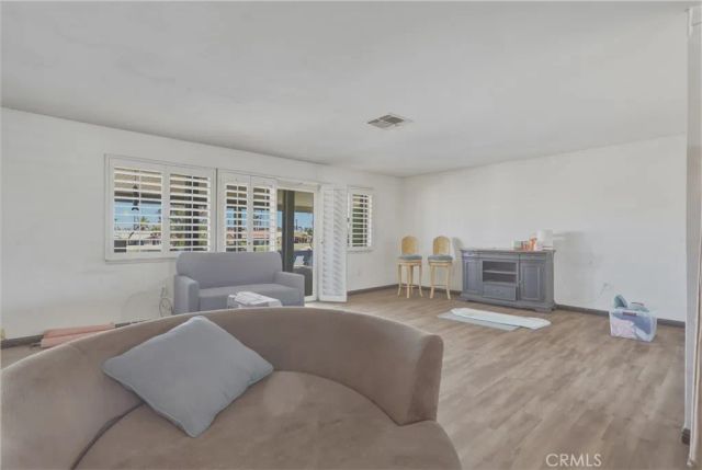 43460 Illinois, Palm Desert, CA 92211