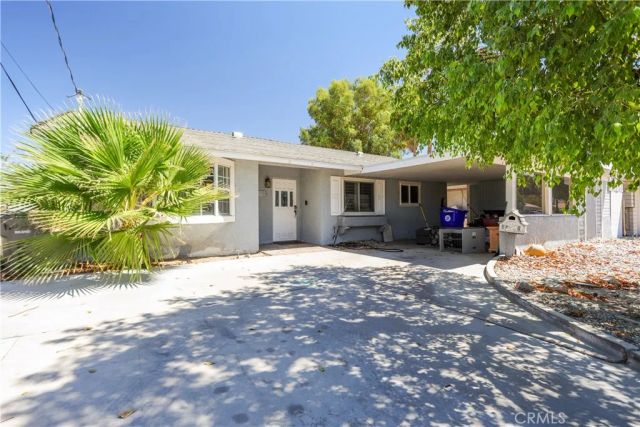43460 Illinois, Palm Desert, CA 92211