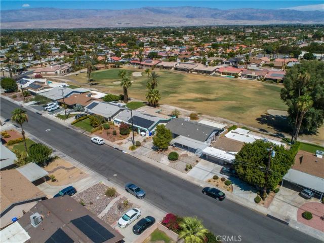 43460 Illinois, Palm Desert, CA 92211