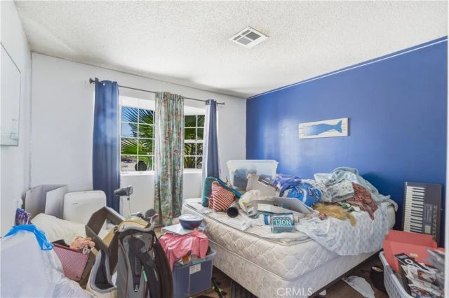 43460 Illinois, Palm Desert, CA 92211