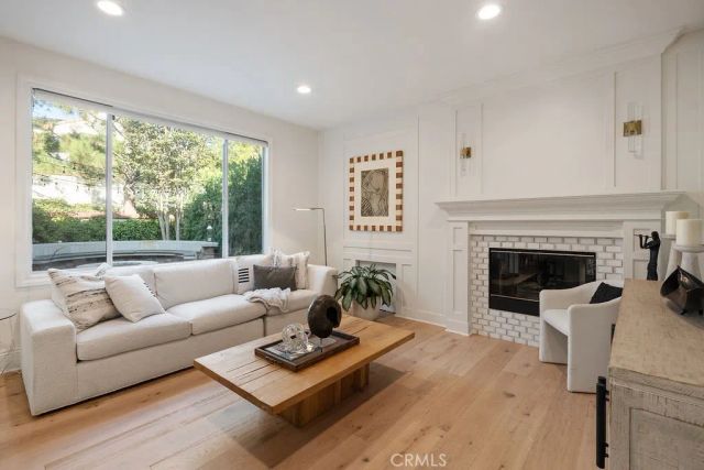 2555 Reynolds Drive, Tustin, CA 92782