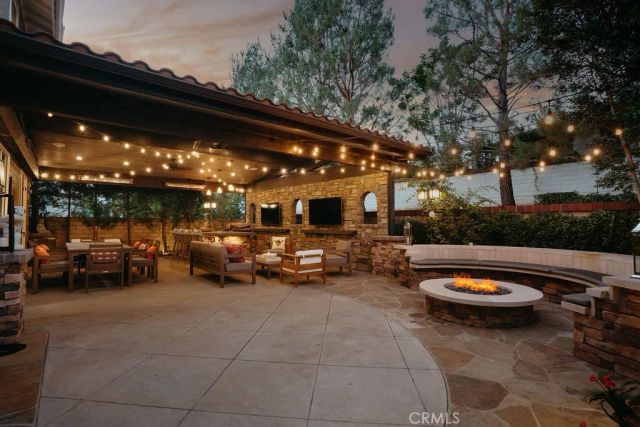 2555 Reynolds Drive, Tustin, CA 92782