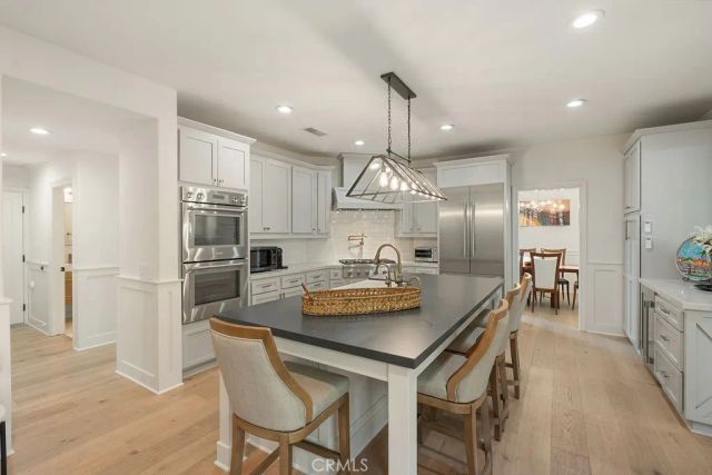 2555 Reynolds Drive, Tustin, CA 92782