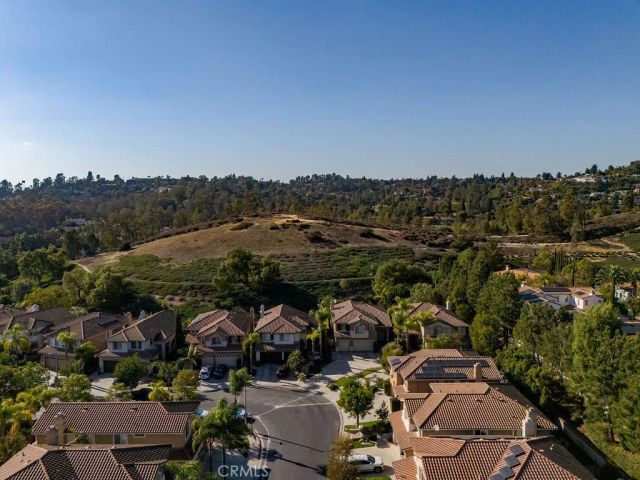 2555 Reynolds Drive, Tustin, CA 92782