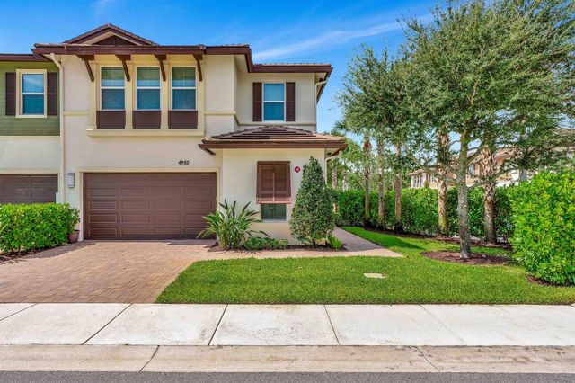 4952 Pointe Midtown Way, Palm Beach Gardens, FL 33418