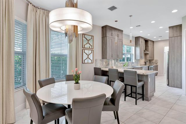 4952 Pointe Midtown Way, Palm Beach Gardens, FL 33418