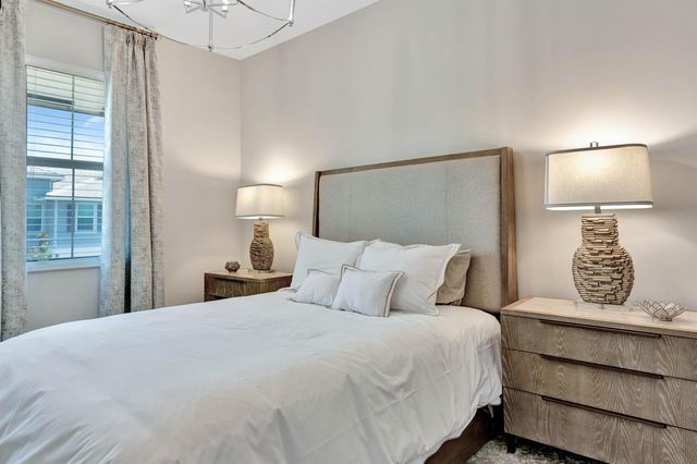 4952 Pointe Midtown Way, Palm Beach Gardens, FL 33418