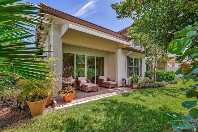 4952 Pointe Midtown Way, Palm Beach Gardens, FL 33418