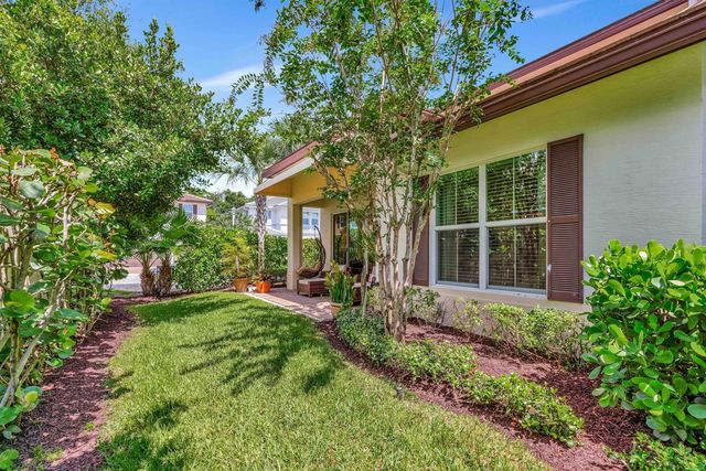 4952 Pointe Midtown Way, Palm Beach Gardens, FL 33418