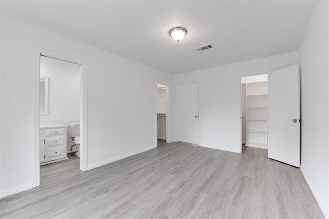407 S 2nd Street, Alvin, TX 77511