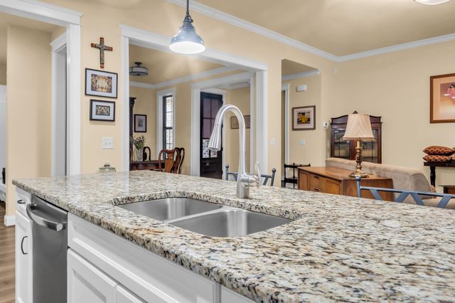 2279 Seven Points Cir, Hermitage, TN 37076