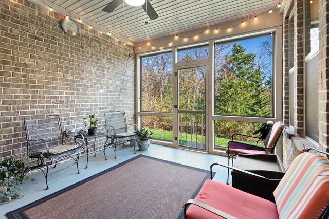2279 Seven Points Cir, Hermitage, TN 37076