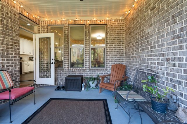 2279 Seven Points Cir, Hermitage, TN 37076