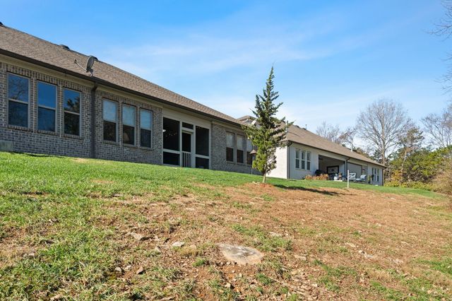 2279 Seven Points Cir, Hermitage, TN 37076