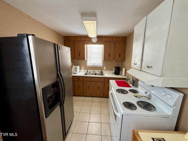 313 School Street, Erwin, TN 37650