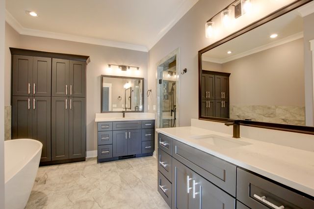 701 Sandringham Ct, Clarksville, TN 37043