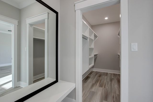 701 Sandringham Ct, Clarksville, TN 37043