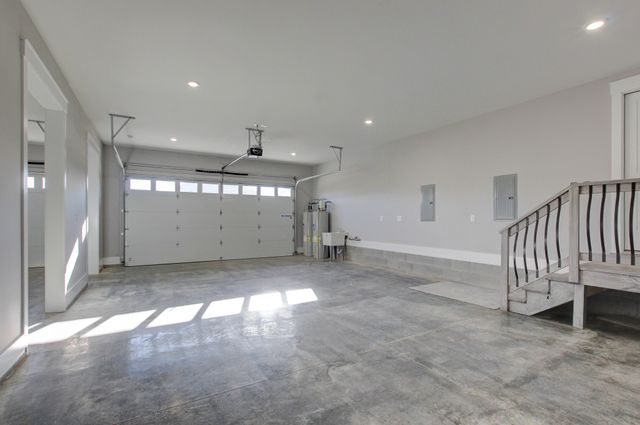 701 Sandringham Ct, Clarksville, TN 37043