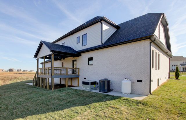 701 Sandringham Ct, Clarksville, TN 37043