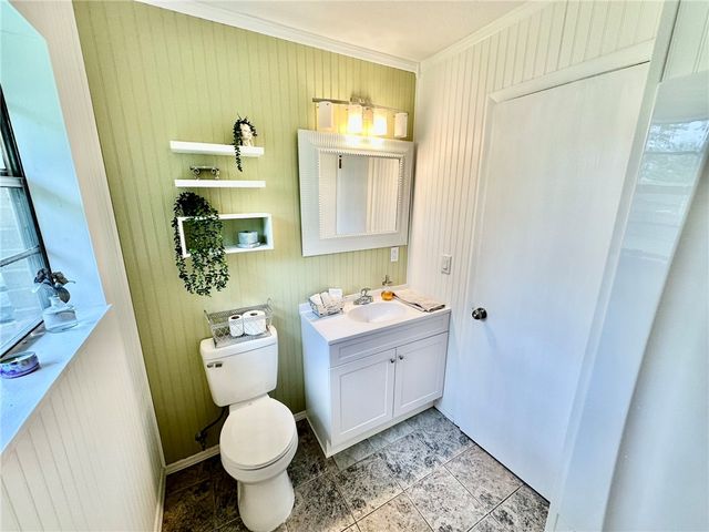 1202 SE E Street, Bentonville, AR 72712