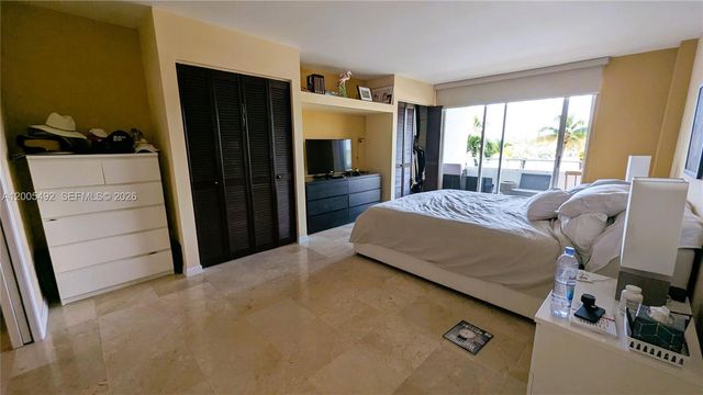 5161 Collins Ave 518, Miami Beach, FL 33140