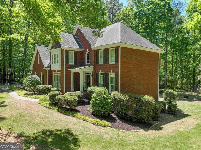 185 Woodcreek Lane, Fayetteville, GA 30215