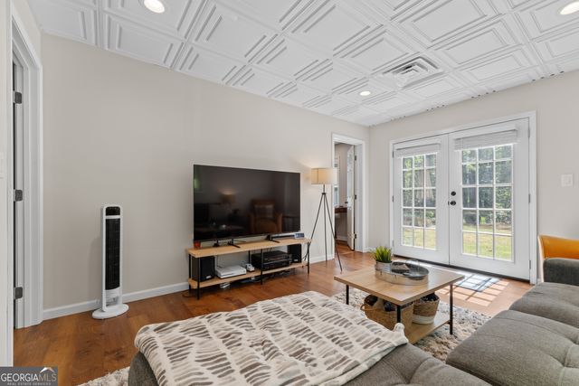 185 Woodcreek Lane, Fayetteville, GA 30215