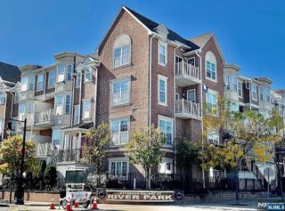 200 Dey (268), Harrison, NJ 07029