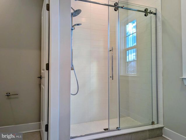 3703 JORDAN DR, West Windsor, NJ 08550