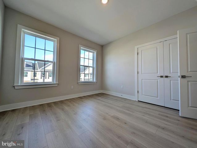 3703 JORDAN DR, West Windsor, NJ 08550