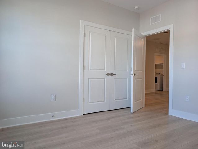 3703 JORDAN DR, West Windsor, NJ 08550