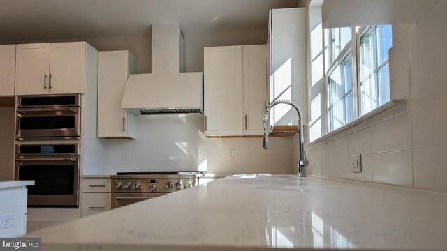 3703 JORDAN DR, West Windsor, NJ 08550