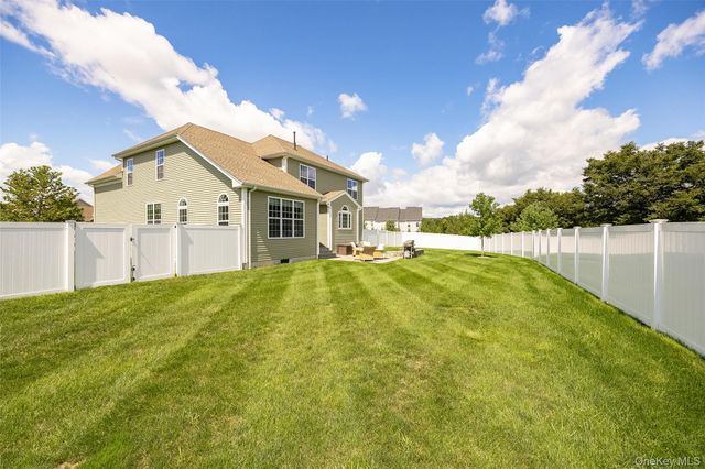 58 Pitcher Road, Hopewell Junction, NY 12533
