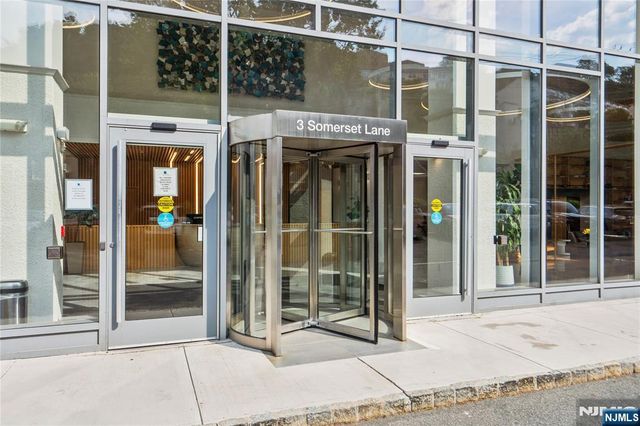 3 Somerset Lane 309, Edgewater, NJ 07020